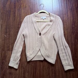 DH New York taupe sweater